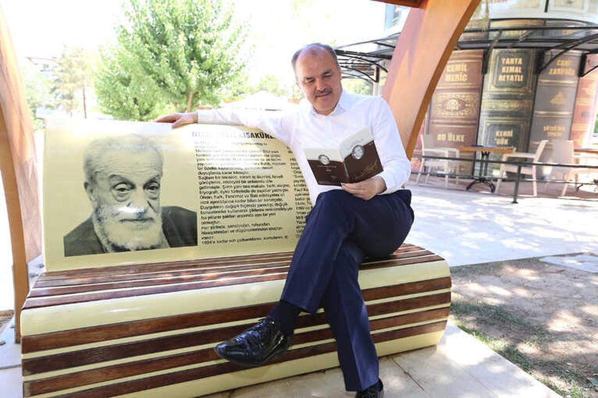 Pamukkale\'de Gençleri Yeni Buluşma Noktası Kitap Cafe