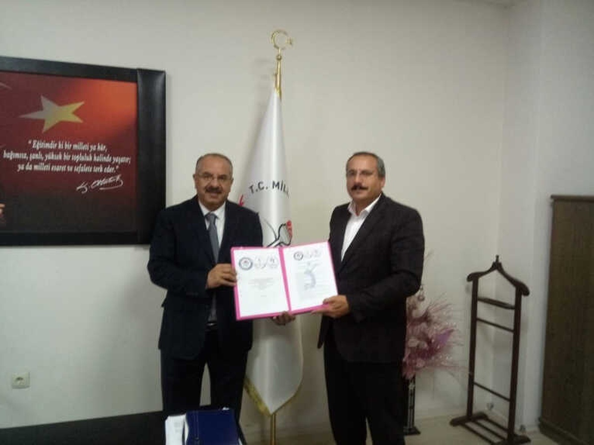 Patnos\'ta "Öğretmen Candır Voleybol Turnuvası" Başladı