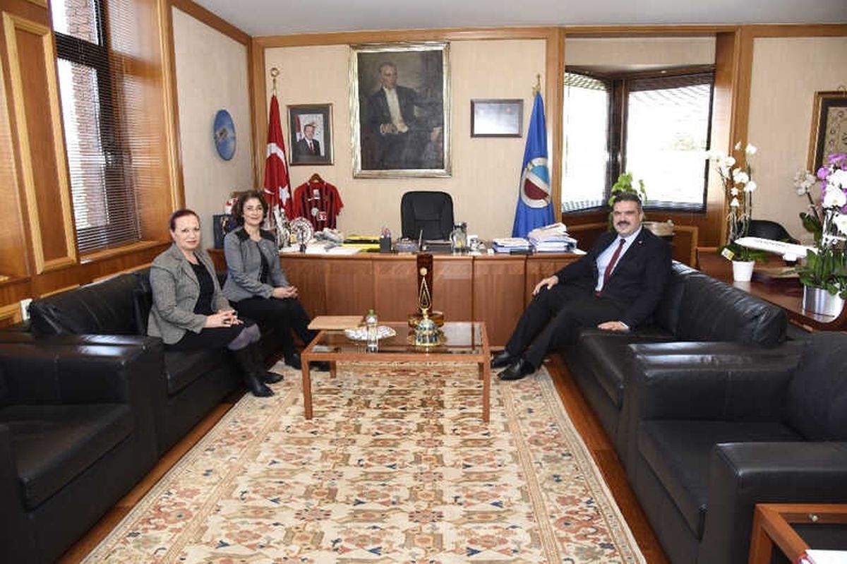 Rektör Çomaklı\'ya Ziyaretler Sürüyor
