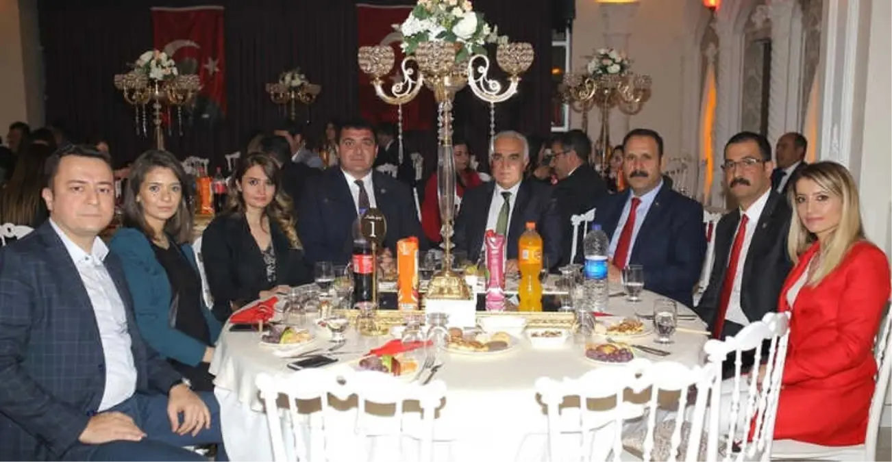 Sivas Barosu\'ndan Cumhuriyet Resepsiyonu