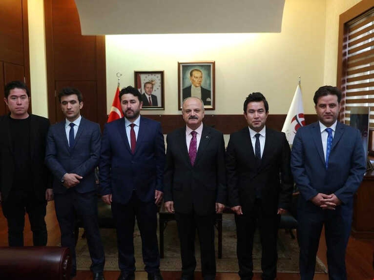 Vali Çakacak, Afganistan\'dan Gelen Heyeti Kabul Etti