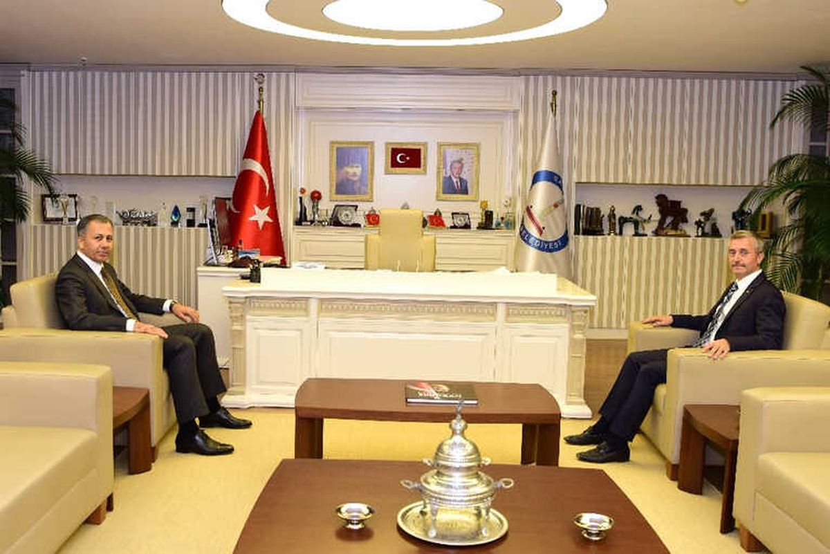 Vali Yerlikaya\'dan Başkan Tahmazoğlu\'na Veda Ziyareti