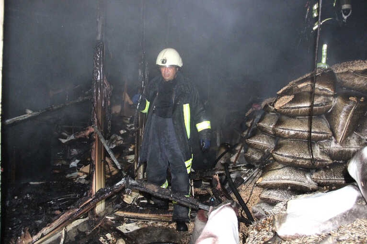 Yangında 90 Ton Çekirdek ile 12 Ton Nohut Telef Oldu