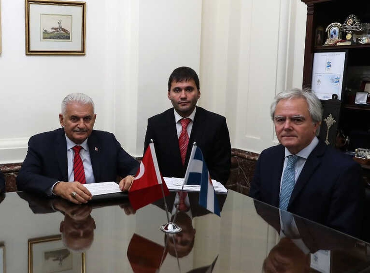 Yıldırım, Arjantin Senatosu Geçici Başkanı Federico Pinedo ile Görüştü