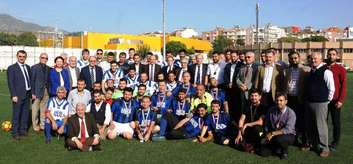 Zeytindalı Harekatı Kahramanları Futbol Turnuvasının Şampiyonu Germencik Oldu