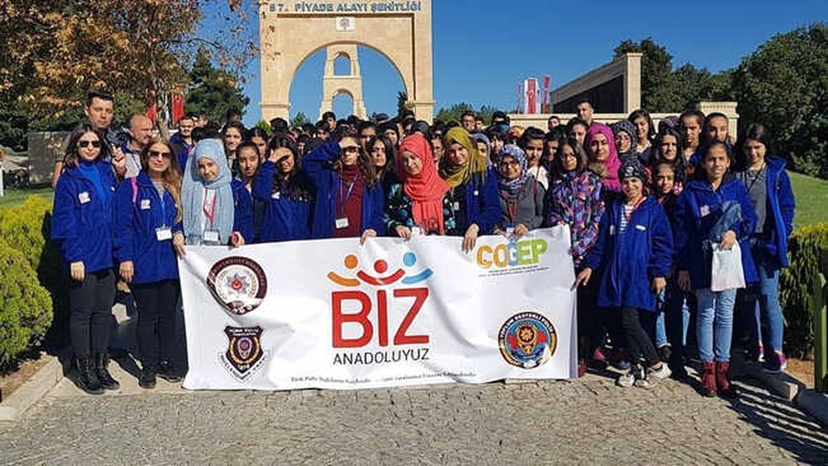 Adıyamanlı Öğrenciler İstanbul ve Çanakkale\'yi Gezdi