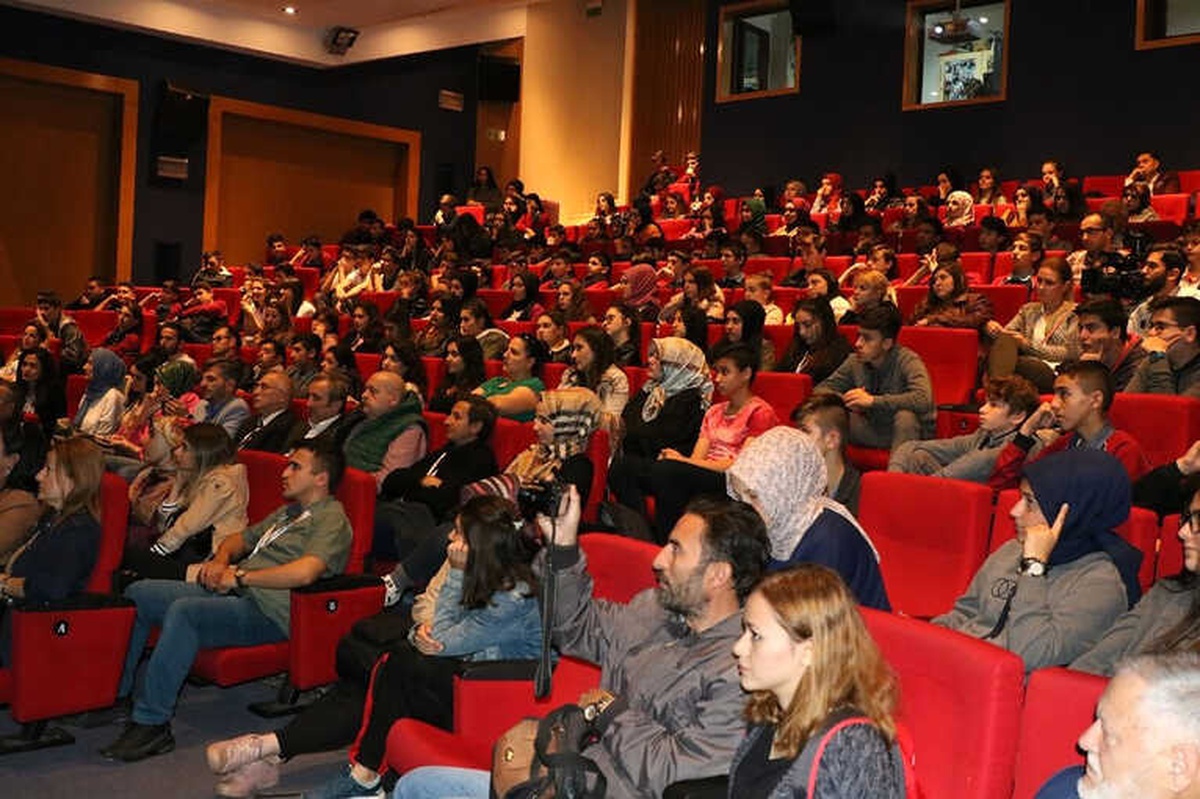 Akm\'de \'Okul Çağı Çocuklarında Sağlık ve Hijyen\' Konuşuldu