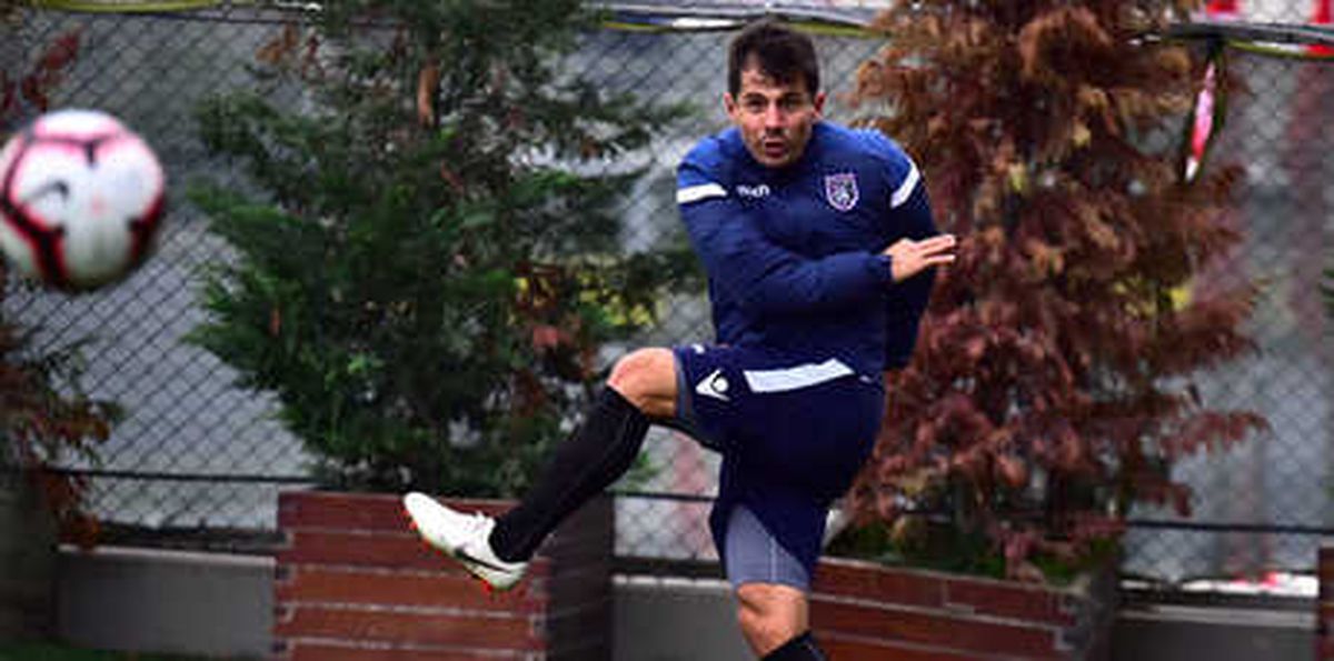 Beşiktaş Öncesi Emre Gelişmesi!
