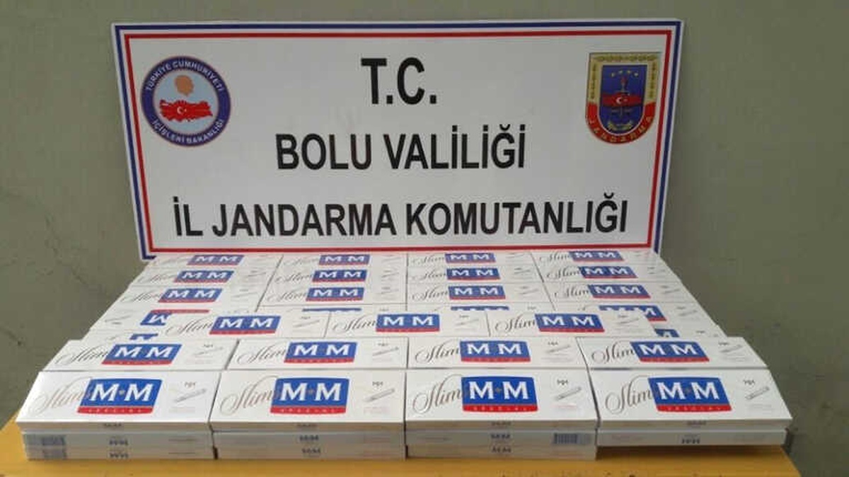 Bolu\'da, Kaçak Sigaralarla Yakalanan 3 Kişi Gözaltına Alındı