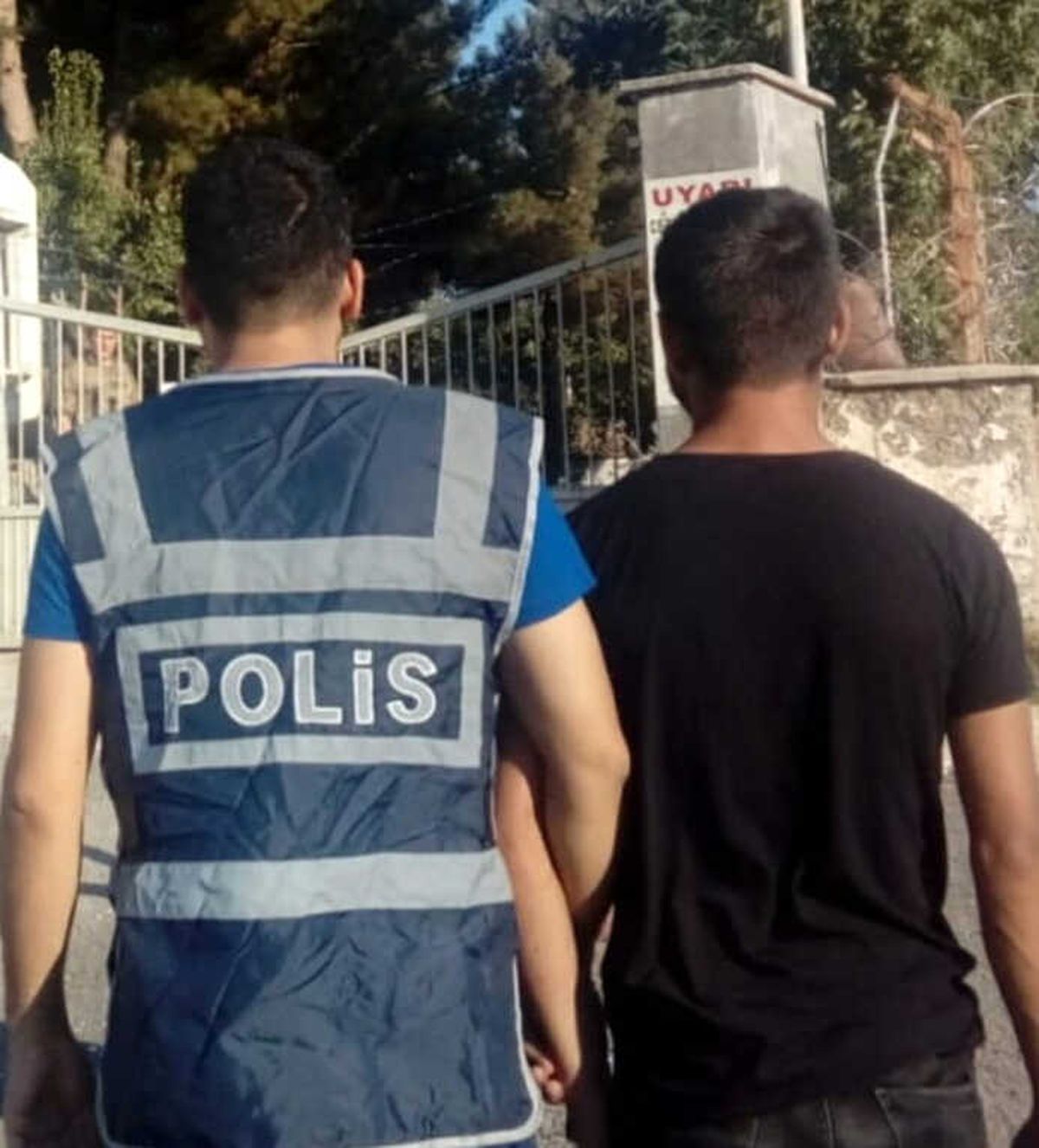Çeşitli Suçlardan Aranan 5 Kişi Tutuklandı