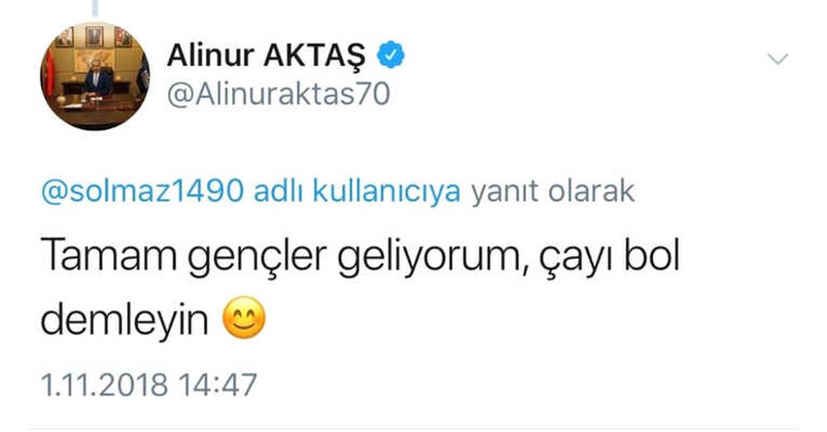 Davet Twitterdan, Çaylar Üniversitelilerden