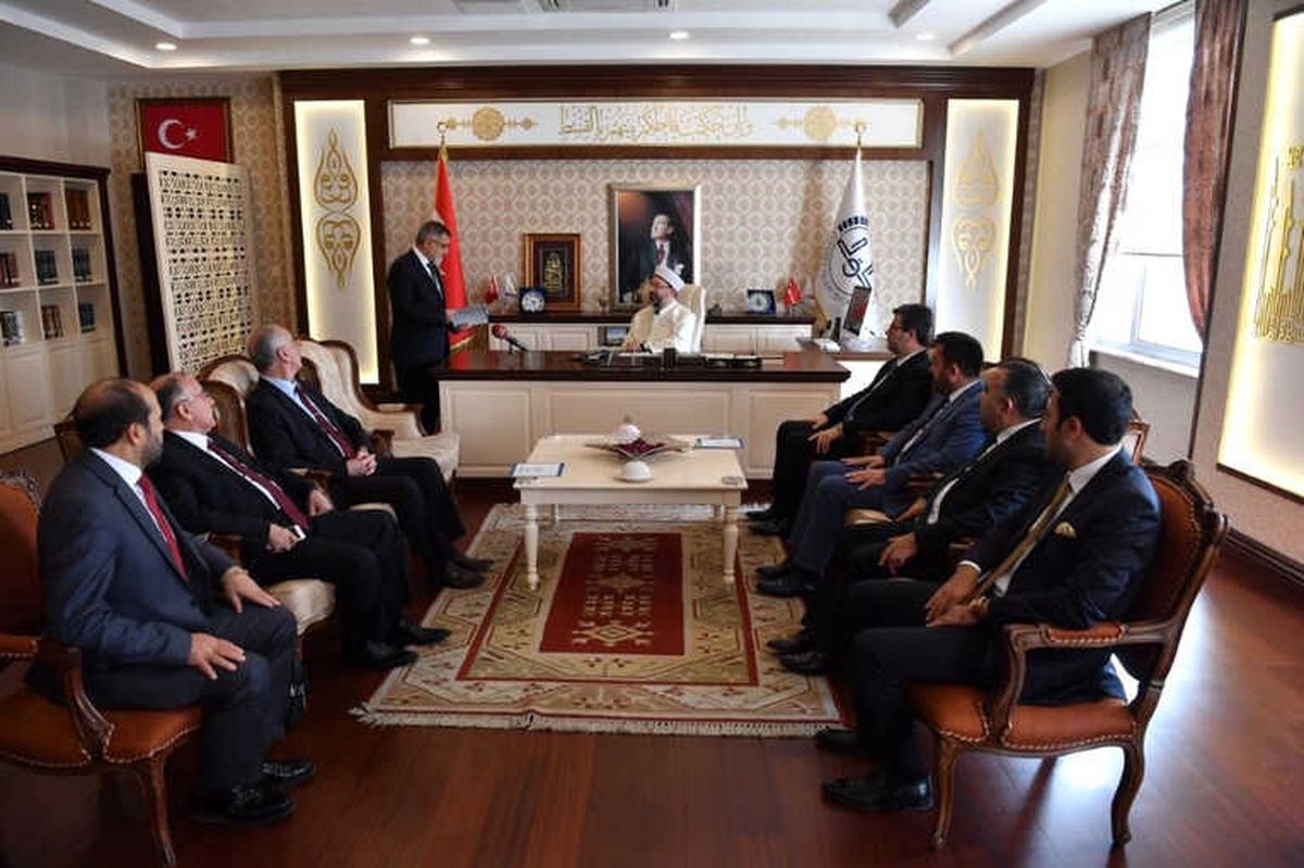 Diyanet İşleri Başkanı Erbaş, Bursa\'da Temaslarda Bulundu
