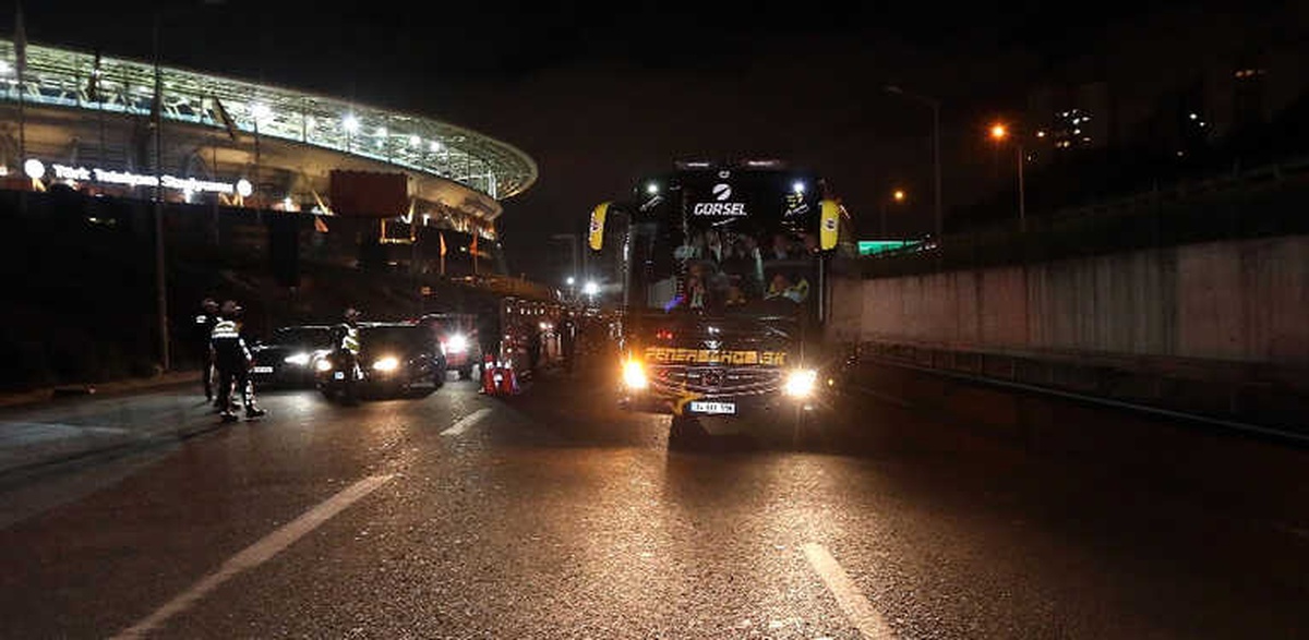 Fenerbahçe Türk Telekom Stadı\'na Geldi
