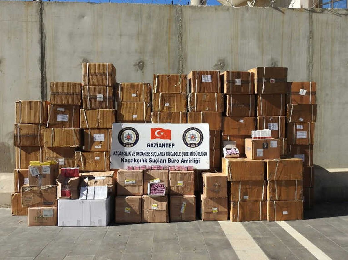 Gaziantep\'te 526 Bin 115 Paket Gümrük Kaçağı İlaç Ele Geçirildi