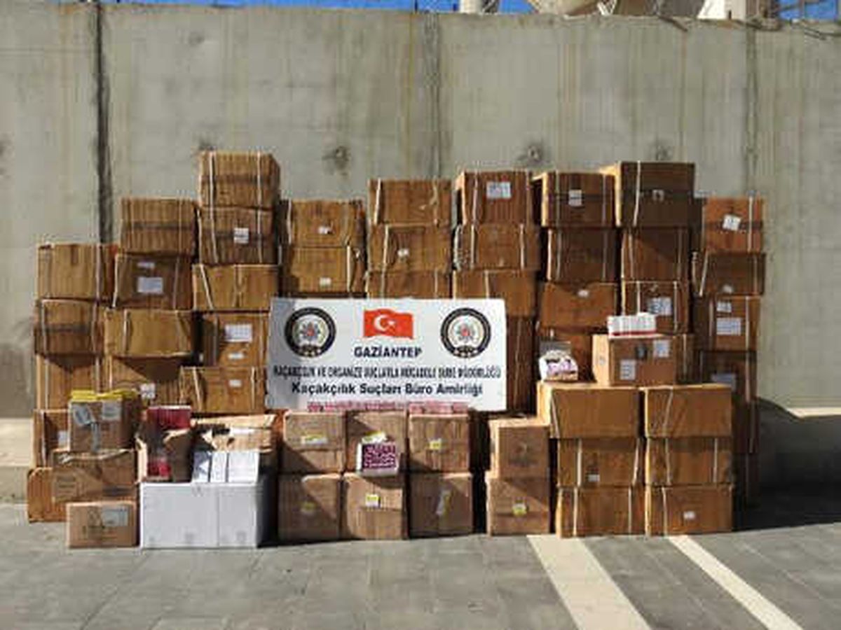 Gaziantep\'te Kaçak 526 Bin 115 Tıbbi İlaç Ele Geçti