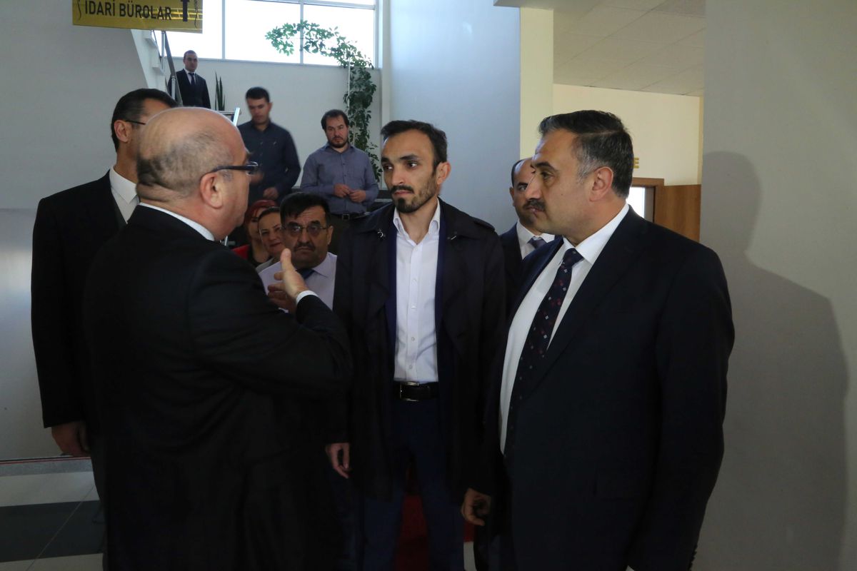Kayseri Üniversitesi Rektörü Karamustafa\'dan Seyrani Kampüsüne Ziyaret