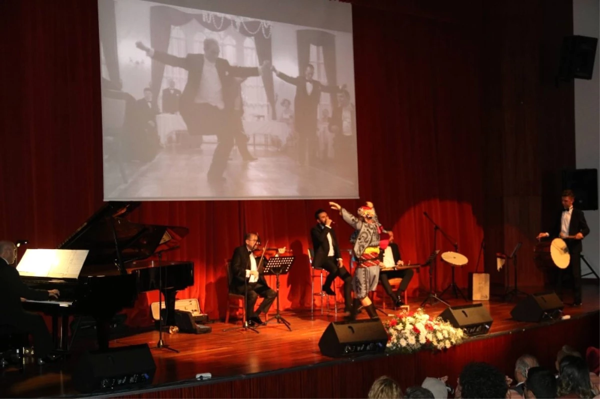 Keman ve Piyano ile Yurt Ezgileri Konserine Yoğun İlgi