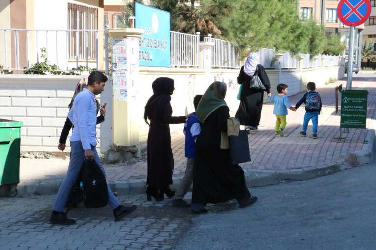 Okulda Çorba İçen 60 Öğrencinin Zehirlendiği İddiası