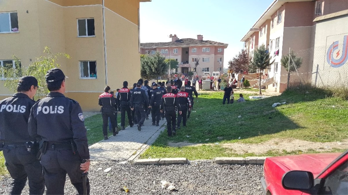 Polis Önce Kavgayı Ayırdı Sonra Fındık Bahçesinde Silah Aradı