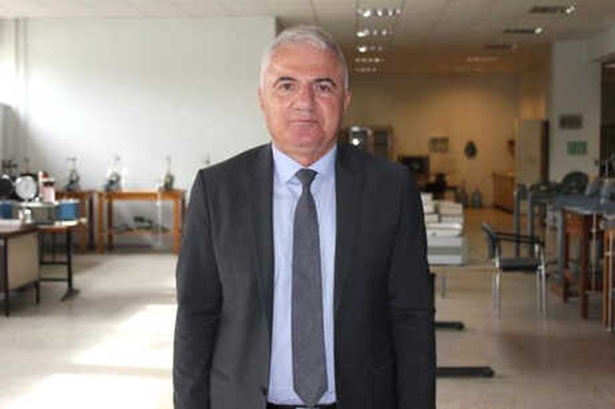 Prof. Dr. Yıldırım: (Ümraniye\'deki Çökme) Dinamit Kullanılacak Bir Zemin Değil