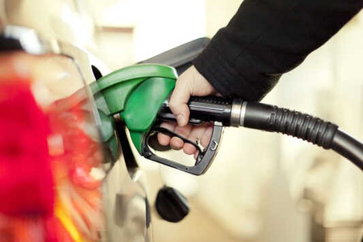 Rusya\'da Hükümetle Petrol Şirketleri Anlaştı, Benzin Fiyatları Ucuzladı