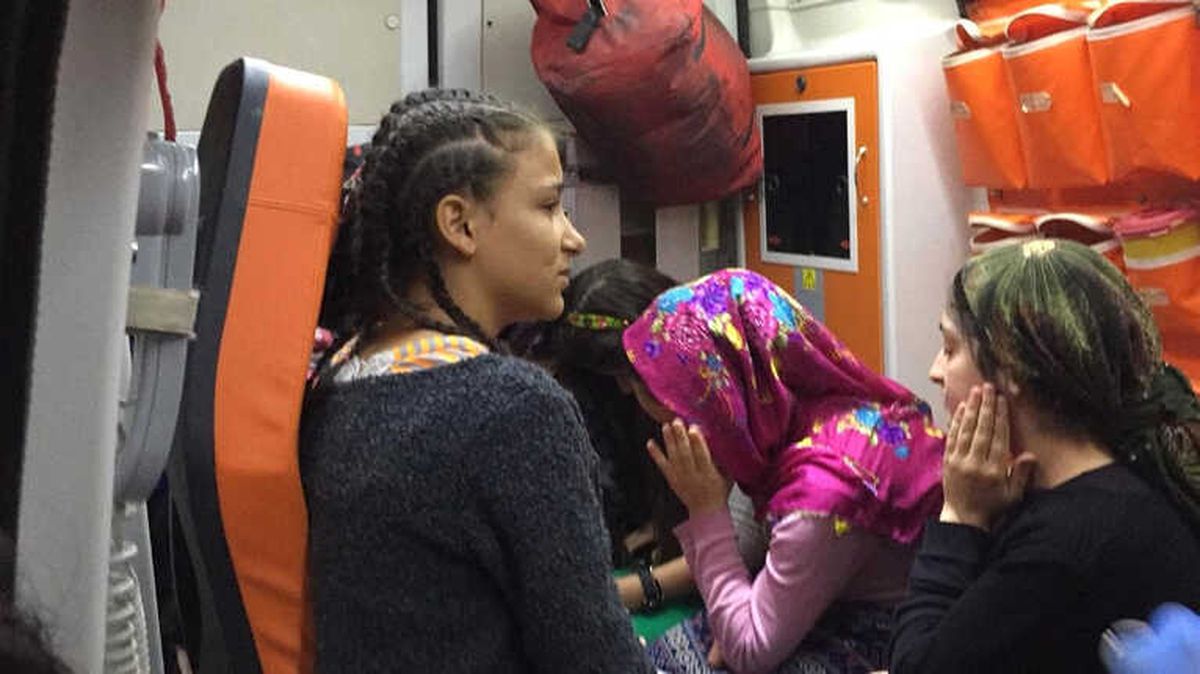 Siirt\'in Kurtaran İlçesindeki İmam Hatip Lisesinin Yatılı Yurdunda Gaz Sızıntısından Dolayı 21...