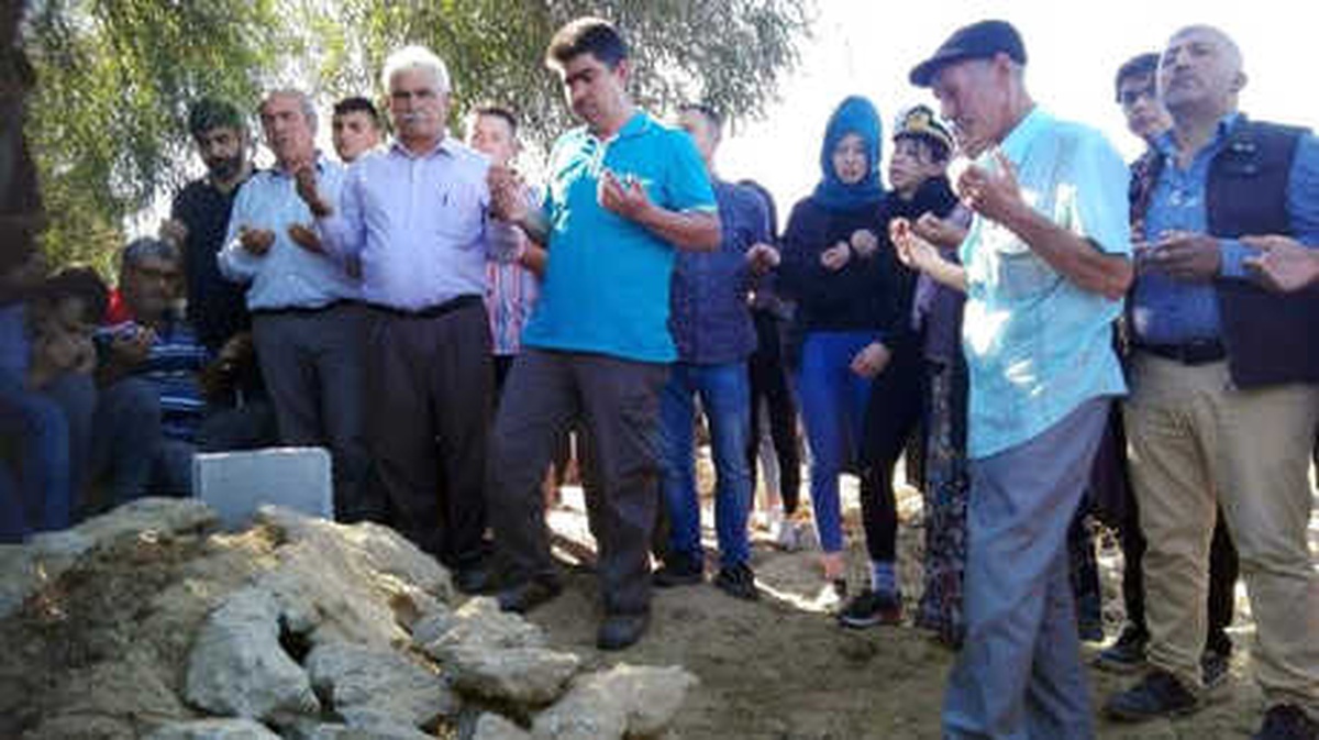 Tabancasıyla İntihar Eden Teğmen Toprağa Verildi