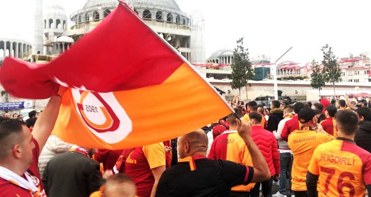 Taksimde Derbi Coşkusu