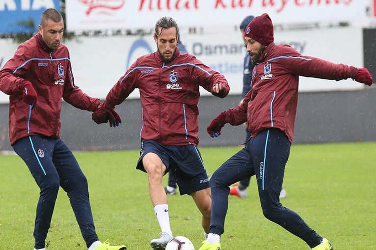 Trabzonspor Kasımda Gülmek İstiyor