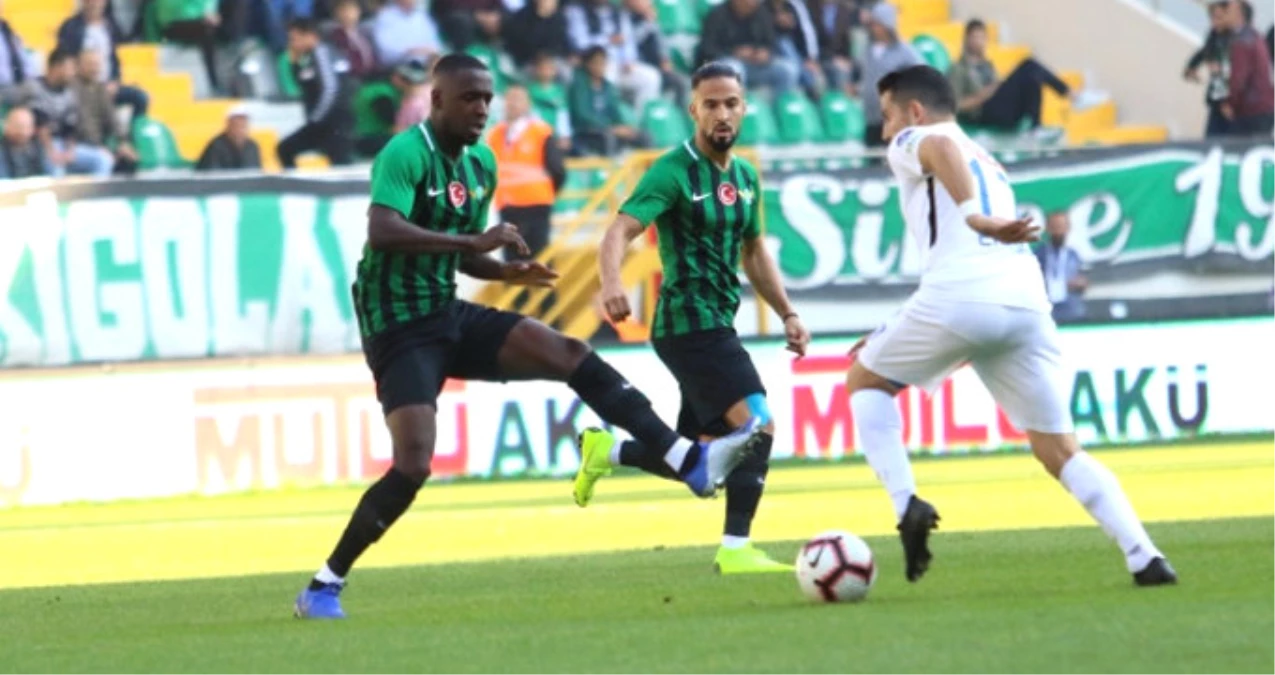 Akhisarspor, Büyükşehir Belediye Erzurumspor\'la 1-1 Berabere Kaldı
