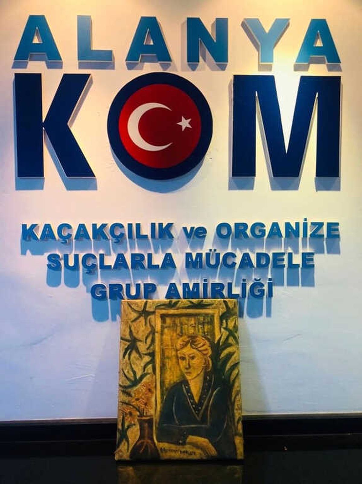 Alanya\'da 10 Milyon Euro\'luk Tablo Şüphelileri Adliyede