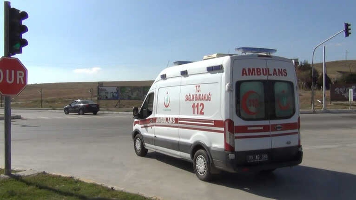 Ambulans Yaklaşınca Kırmızı Işık Yeşile Dönüşecek