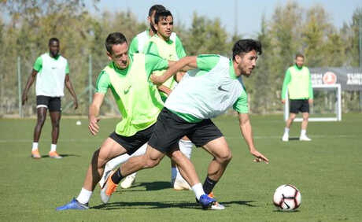 Atiker Konyaspor Taktik Çalıştı