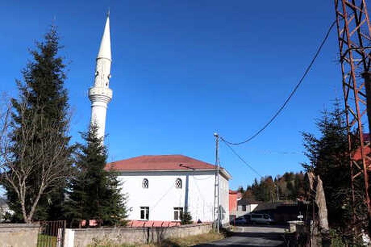 Ayı Saldırılarına Karşı Minareden Anonslu Uyarı