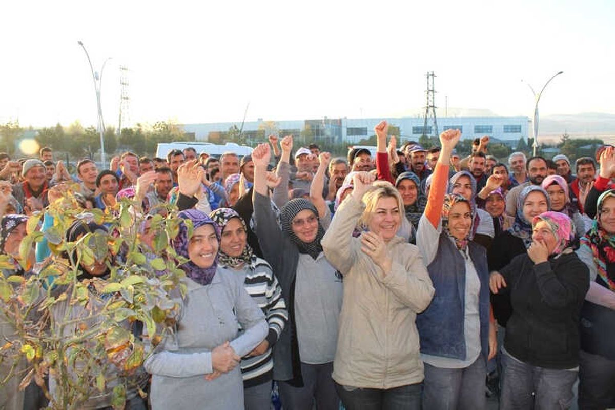 Bu Fabrikada Asgari Ücret Bin 800 Tl