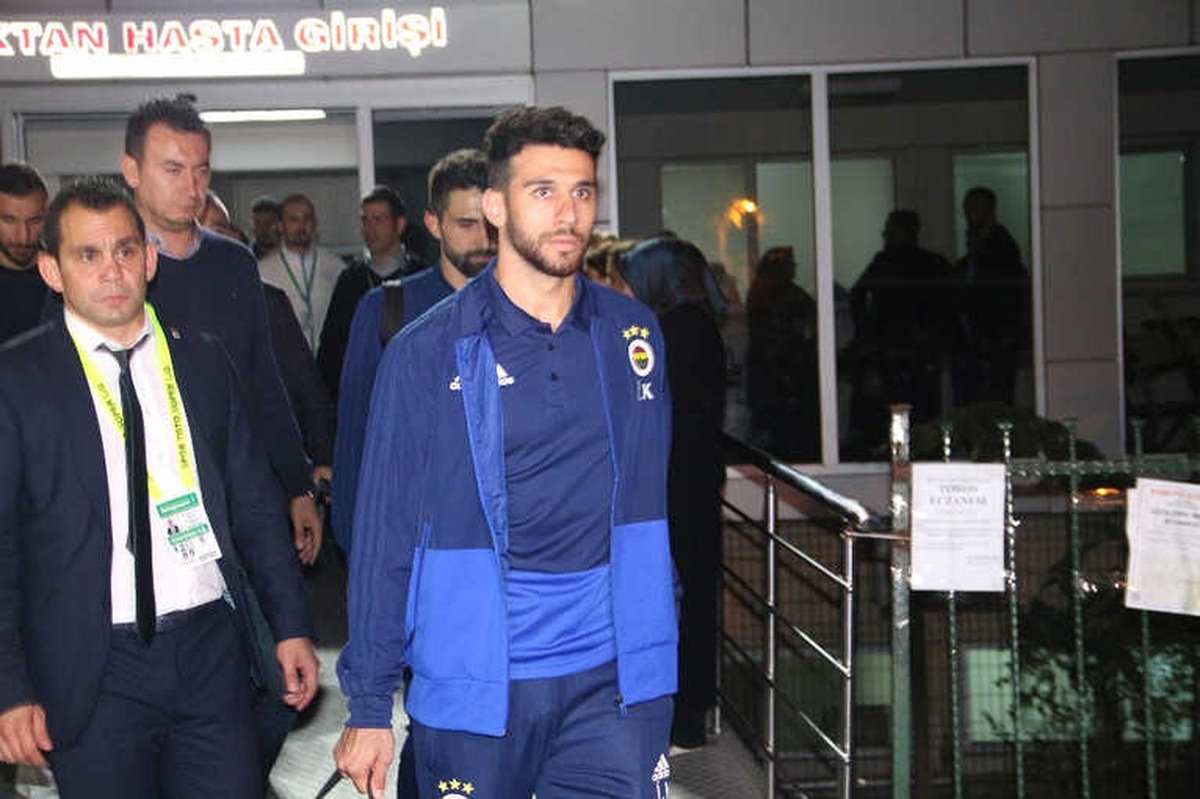 Fenerbahçe Kafilesi Taziye İçin Hastaneye Gitti