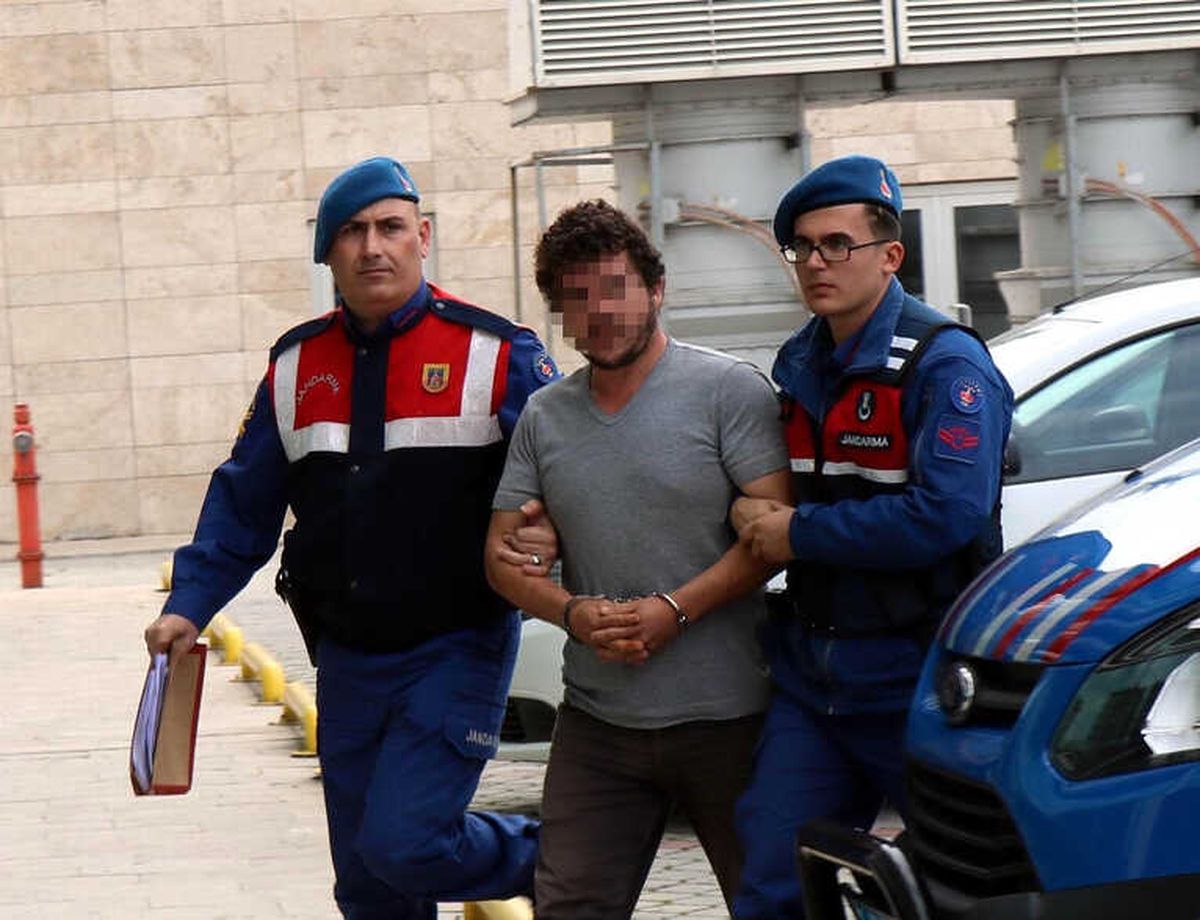 Hayırsız Evlat, Anne ve Babasını Yaraladı