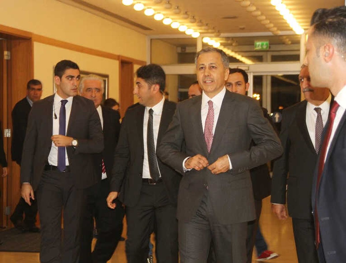 İstanbul\'un Yeni Valisi Ali Yerlikaya Kente Geldi