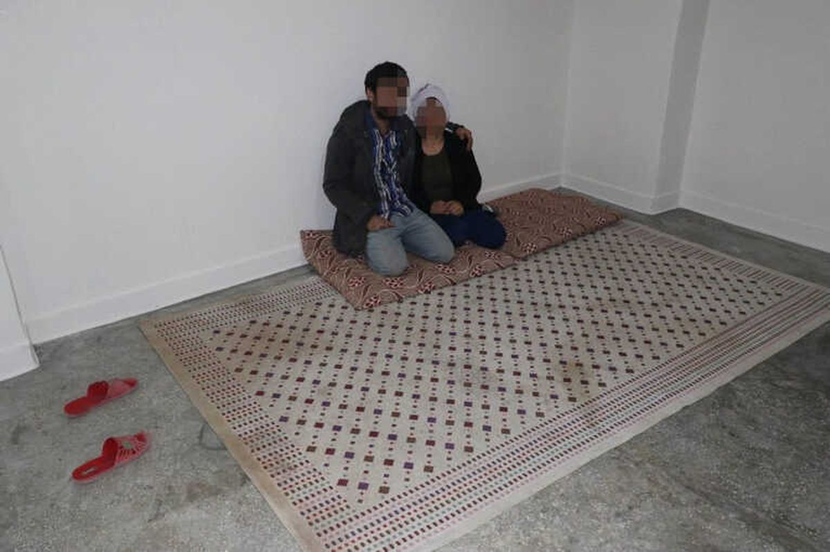 Kaçarak Evlendiler, Tek Halıyla Yaşama Tutunmaya Çalışıyorlar