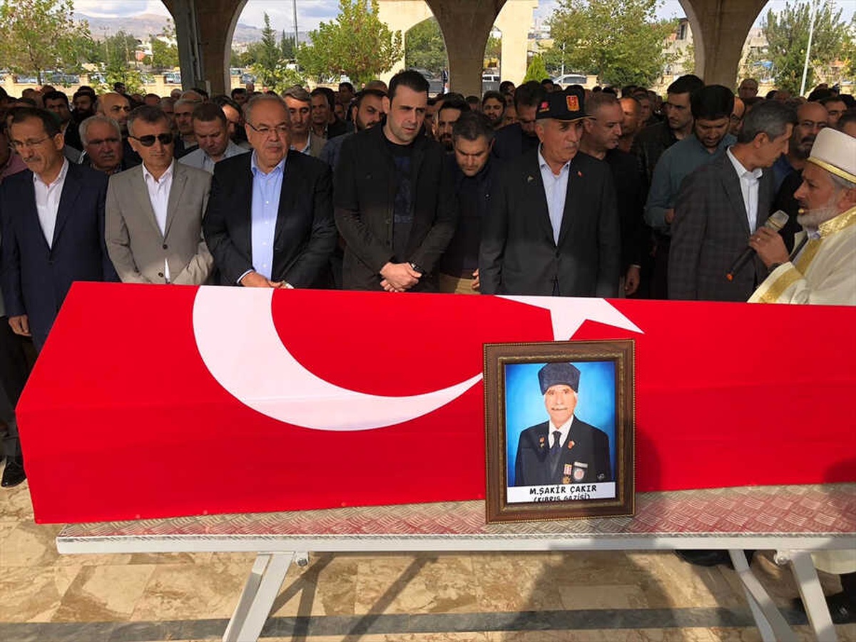 Kıbrıs Gazisi Son Yolculuğuna Uğurlandı