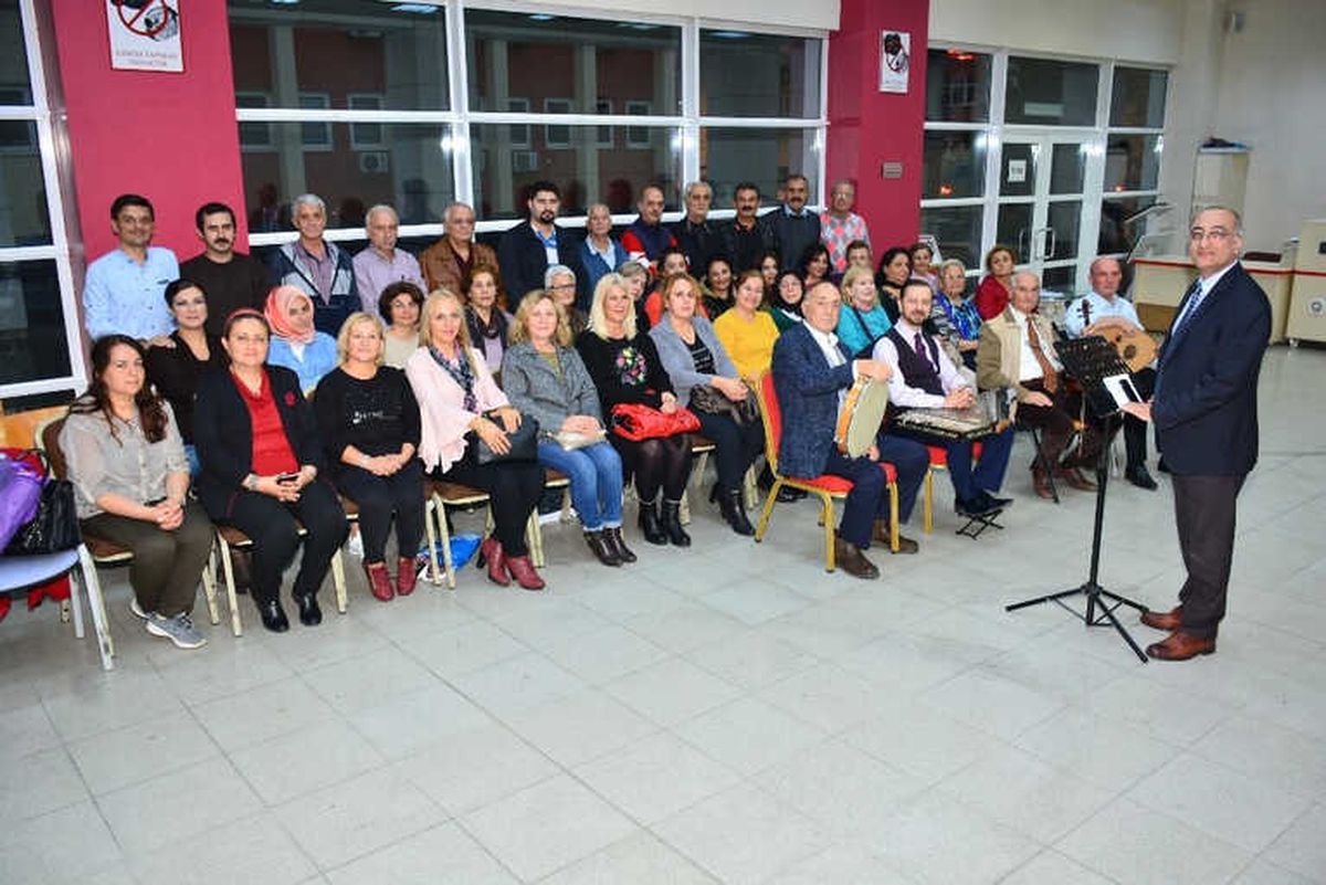 Öğrencilerden Hayvan Bakımevine Ziyaret