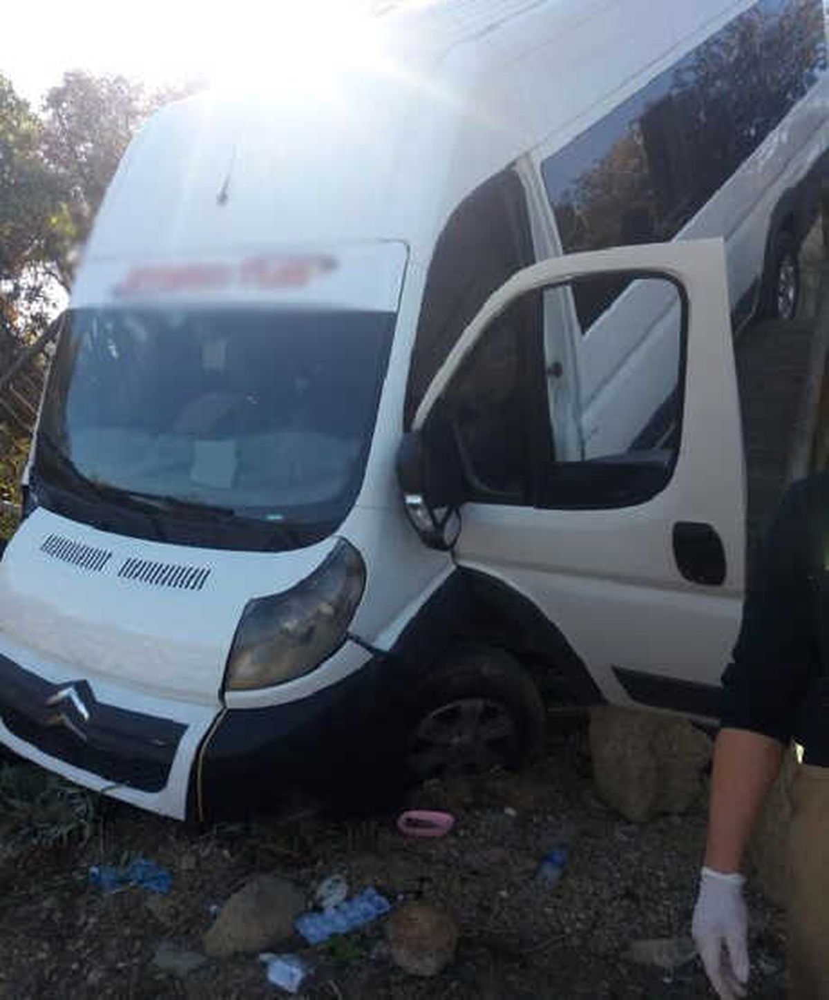 Seyir Terasından Uçan Minibüsün Altında Kalan 1 Kişi Öldü