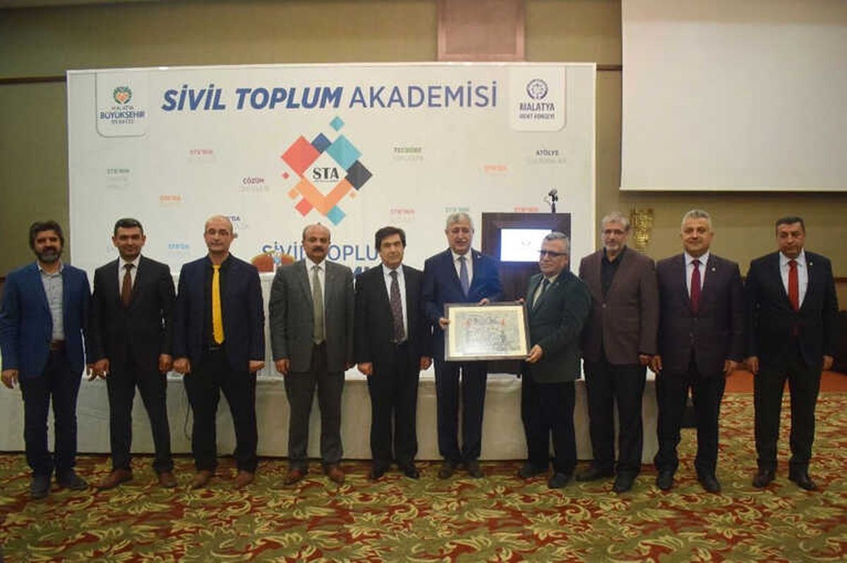 Sivil Toplum Kuruluşlarının Yapısal Analizi Ele Alındı