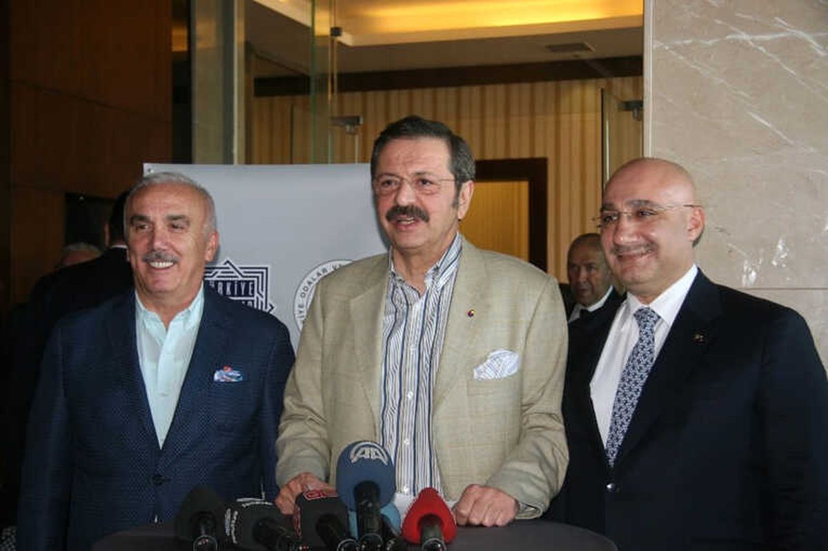 TOBB Başkanı Rifat Hisarcıklıoğlu\'ndan Ekonomi Değerlendirmesi Açıklaması
