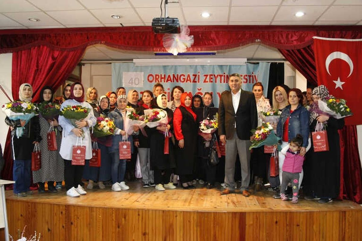 Zeytinyağlı Yemekler Yarıştı
