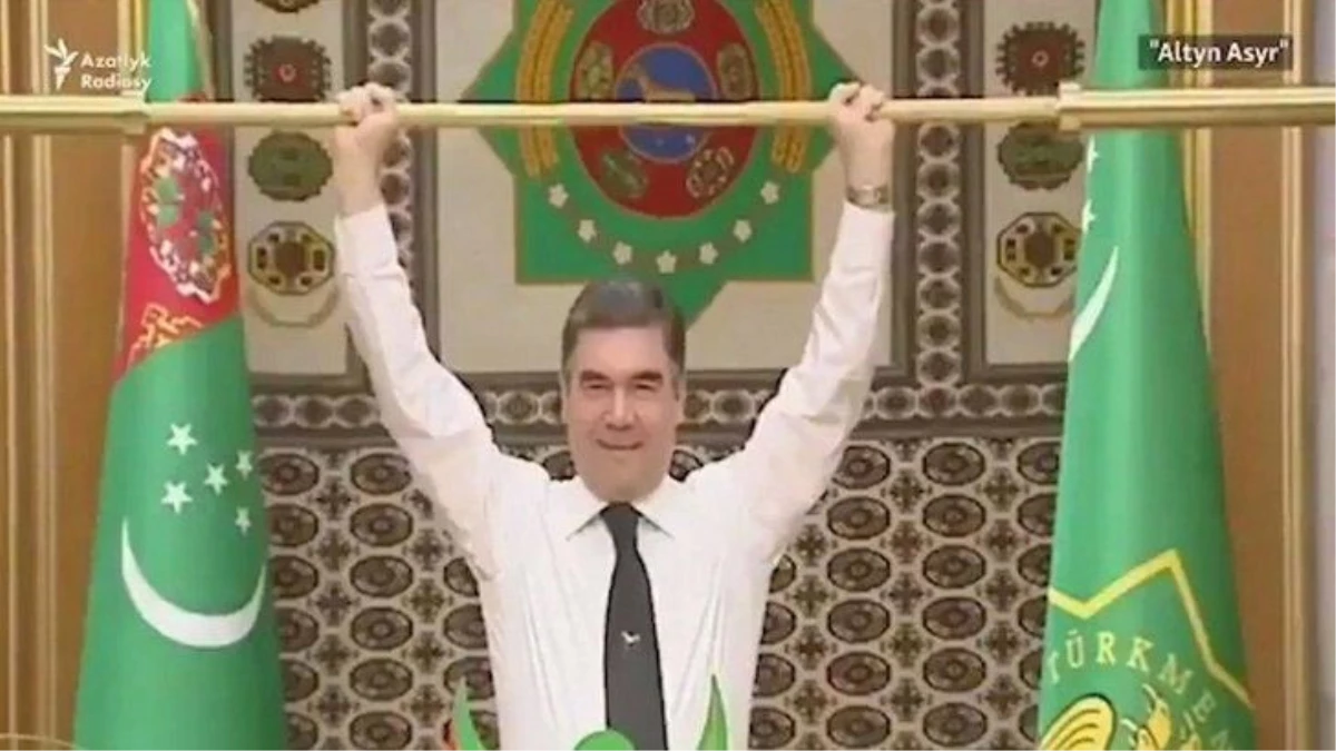 Altından Yapılmış Halter Kaldıran Türkmenistan Devlet Başkanı\'na Tepki Yağıyor