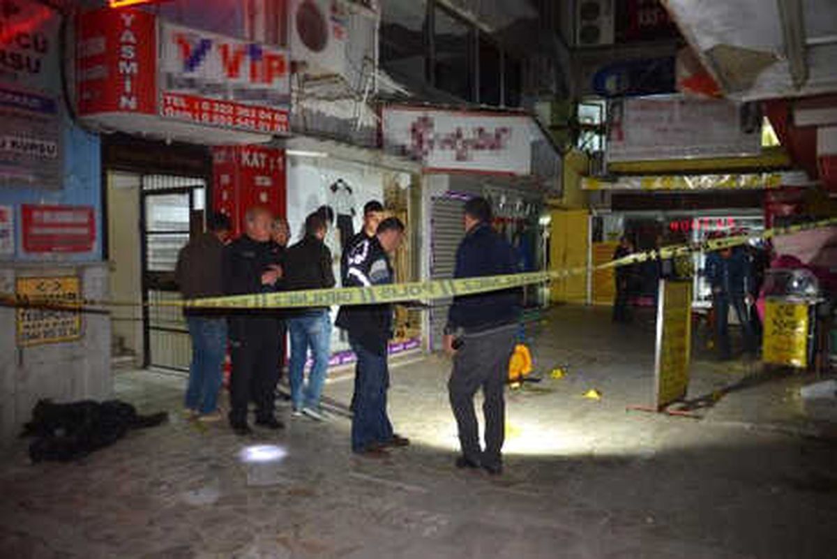 Barda Silahlı Kavga: 4 Yaralı