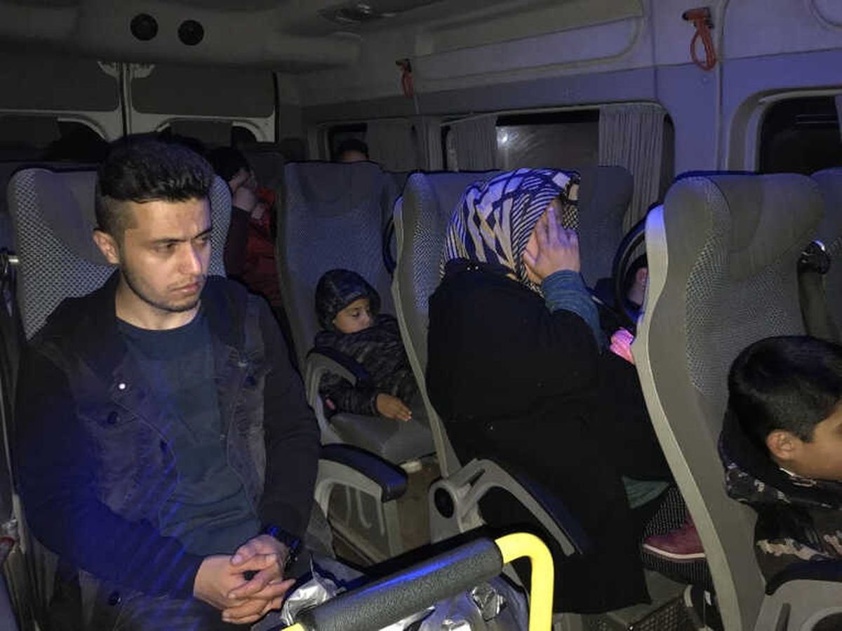 Çanakkale\'de 19 Mülteci Yakalandı