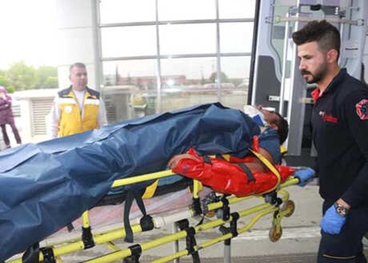 Çelikhan\'da Tır ile Otomobil Çarpıştı: 4 Yaralı