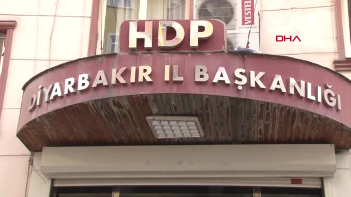 Diyarbakır Hdp\'den 4 Kasım Gözaltılarının Yıl Dönümünde Açıklama